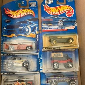 Hot Wheels Lot Of 28 cars